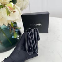 محفظة شانيل المميزة