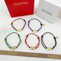 اسوارة فالنتينو خيط ذهبي