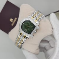 ساعة اقنر نسائية عصرية