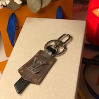 ميدالية لويس فيتون