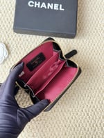 محفظة شانيل النسائية