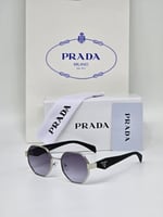 نظارة برادا فضي عدسه مدرج