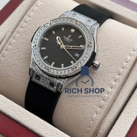 ساعة هوبلت النسائية