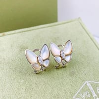 حلق فان كليف فراشة