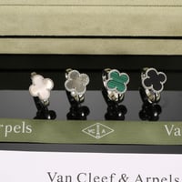 خاتم فان كليف فضي وردة