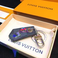 ميدالية لويس فيتون