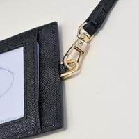 تعليقة بطايق برادا هاي كواليتي