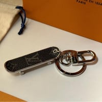 ميدالية لويس فيتون