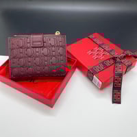 بوك سي اتش النسائي CH