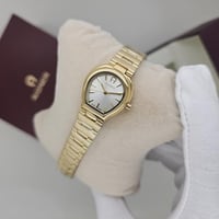 ساعة اقنر جينوفا باللون الذهبي