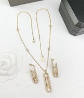 طقم ميسيكا سلسال وحلق ذهبي زركون