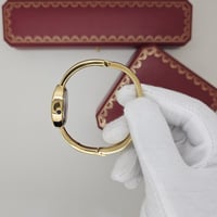 ساعة نسائية شبيهة كارتير بينوار