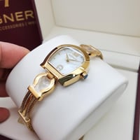 ساعة اقنر نسائي