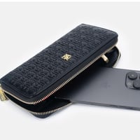 محفظة سي اتش النسائية كبير