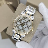 ساعة بربري النسائية