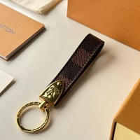 ميدالية لويس فيتون بني