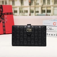 محفظة سي اتش نسائي الأكثر طلباً