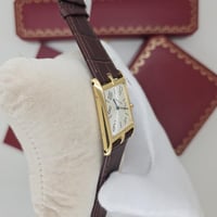 ساعة كارتير تانك آسيميتريك الحصرية