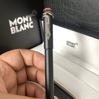 قلم مونت بلانك الثعبان مطفي