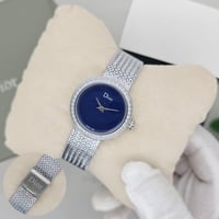 ساعة ديور النسائية