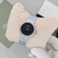 ساعة ديور النسائية