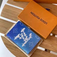 محفظة لويس فيتون