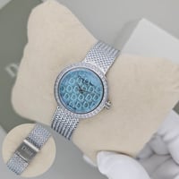 ساعة كريستيان ديور