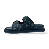 Louis vuitton slippers1
