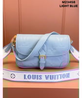 شنطة نسائية لويس فيتون LV