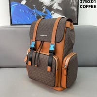 شنطة ظهر مايكل كورس