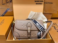 شنطة نسائية لويس فيتون LV