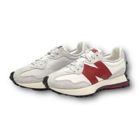 New Balance 327