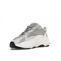 ايزي 700 رجالي - نسائي