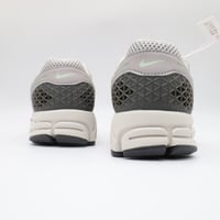 Nike Zoom - Vomero "Grey"