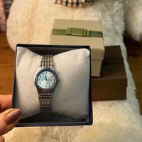 ساعة أطفال فضي