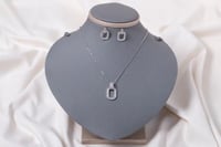 طقم نسائي انيق