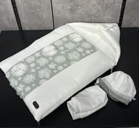 مدس مواليد ورد بارز