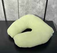 مخده رضاعه - زيتي