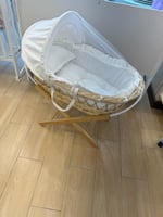 سرير أطفال سله موسى