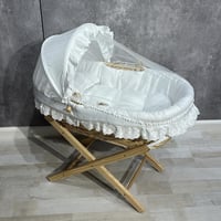 سلة موسى دانتيل مطرز شامل القاعدة