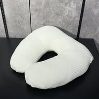 مخده رضاعه - افوايت