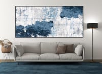 لوحة فن تجريدي ابداع الرسام بالالوان الزرقاء