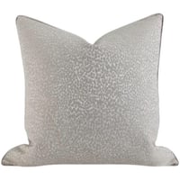 غطاء وساده بيج