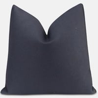 غطاء وساده انيق بقصه مودرن اسود ورمادي