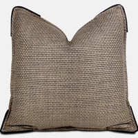 غطاء خدادية جلد ذهبي داكن بحواف سوداء أنيقة | Fanc...