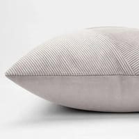 غطاء وساده رمادي فاتح بقصه انيقه