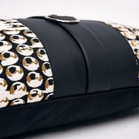 غطاء خدادية مستطيل فاخر بنقشة جذابه ولمسة جلدية أن...