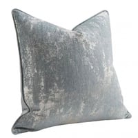 غطاء وسادة فضي وسماوي