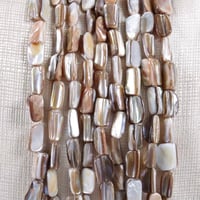 غطاء خدادية سكري مستطيل مزين بحزام من الصدف الطبيع...