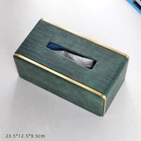 علبة مناديل أخضر بإطار ذهبي أنيق